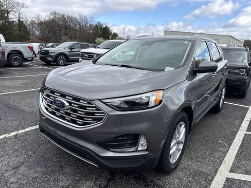 Used 2022 Ford Edge SEL w/ Convenience Package image 6