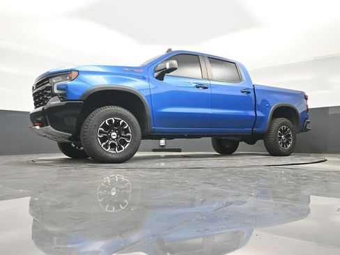 Used 2022 Chevrolet Silverado 1500 ZR2 image 26