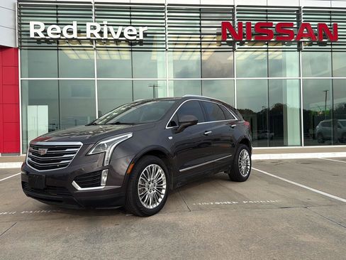 Used 2017 Cadillac XT5 Luxury w/ Driver Awareness Package FWD image 1