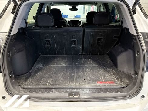 Used 2024 GMC Terrain SLE w/ Driver Convenience Package AWD/4WD image 27