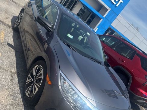 Used 2018 Honda Civic EX-T image 7