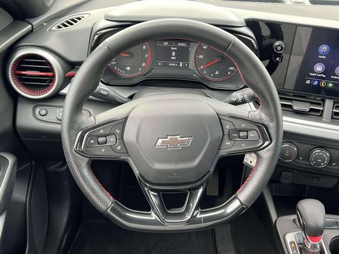 Used 2024 Chevrolet Trax RS w/ Driver Confidence Package FWD image 15