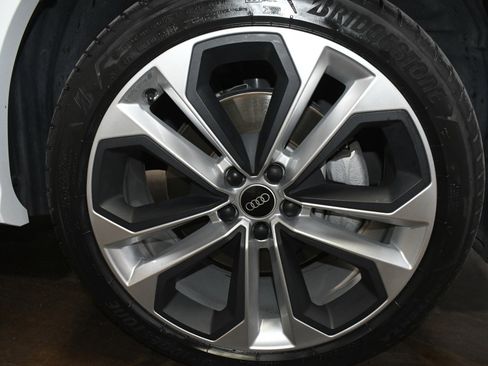 Used 2021 Audi Q3 2.0T Premium Plus w/ Premium Plus Package image 66