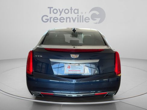 Used 2017 Cadillac XTS Luxury w/ Driver Awareness Package FWD image 5