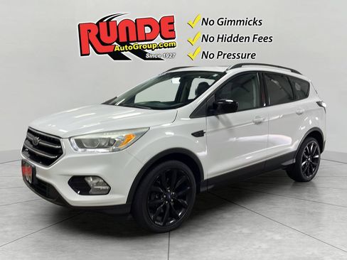 Used 2018 Ford Escape SE w/ SE Sport Appearance Package AWD/4WD image 1