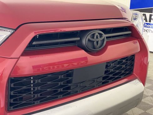 Used 2023 Toyota 4Runner TRD Off-Road AWD/4WD image 36