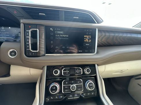 Certified 2023 GMC Yukon XL Denali image 14