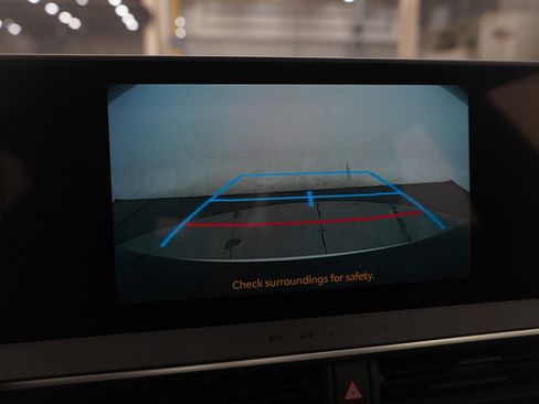 Used 2026 Toyota Prius AWD image 29