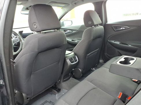 Used 2025 Chevrolet Malibu LT FWD image 26