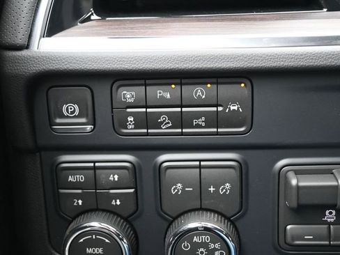 New 2026 Chevrolet Tahoe Premier w/ Sun And Tow Package image 36