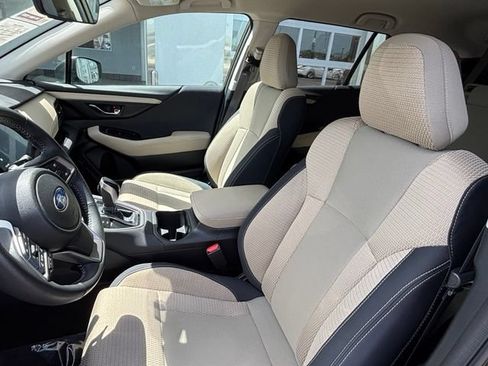 Used 2023 Subaru Outback Premium AWD/4WD image 5