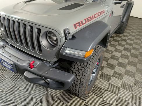 Used 2022 Jeep Wrangler Unlimited Rubicon w/ Steel Bumper Group AWD/4WD image 11