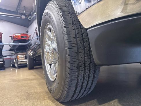 Used 2024 RAM 2500 Tradesman w/ Chrome Appearance Group AWD/4WD image 44