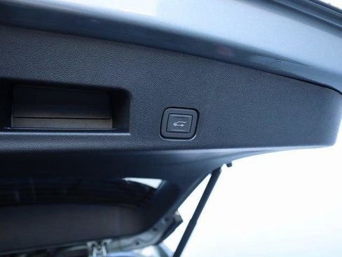 New 2026 GMC Acadia Denali Ultimate image 11