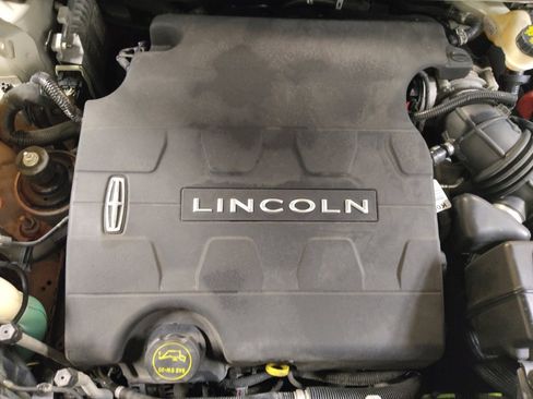 Used 2017 Lincoln MKX Reserve image 30