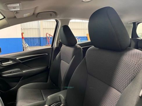 Used 2019 Honda Fit LX image 23