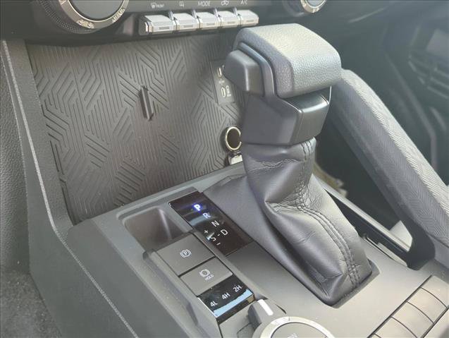 Certified 2025 Toyota Tacoma SR5 AWD/4WD image 21