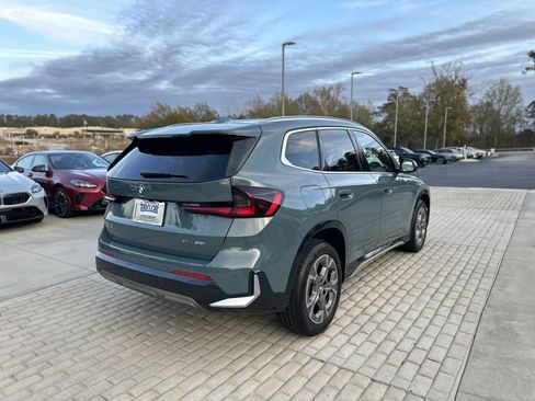 Certified 2025 BMW X1 xDrive28i w/ Technology Package image 8