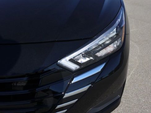 New 2025 Nissan Versa SV w/ Trunk Package image 10