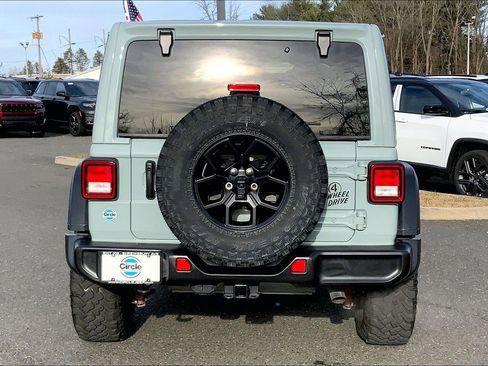 Certified 2024 Jeep Wrangler Willys image 4