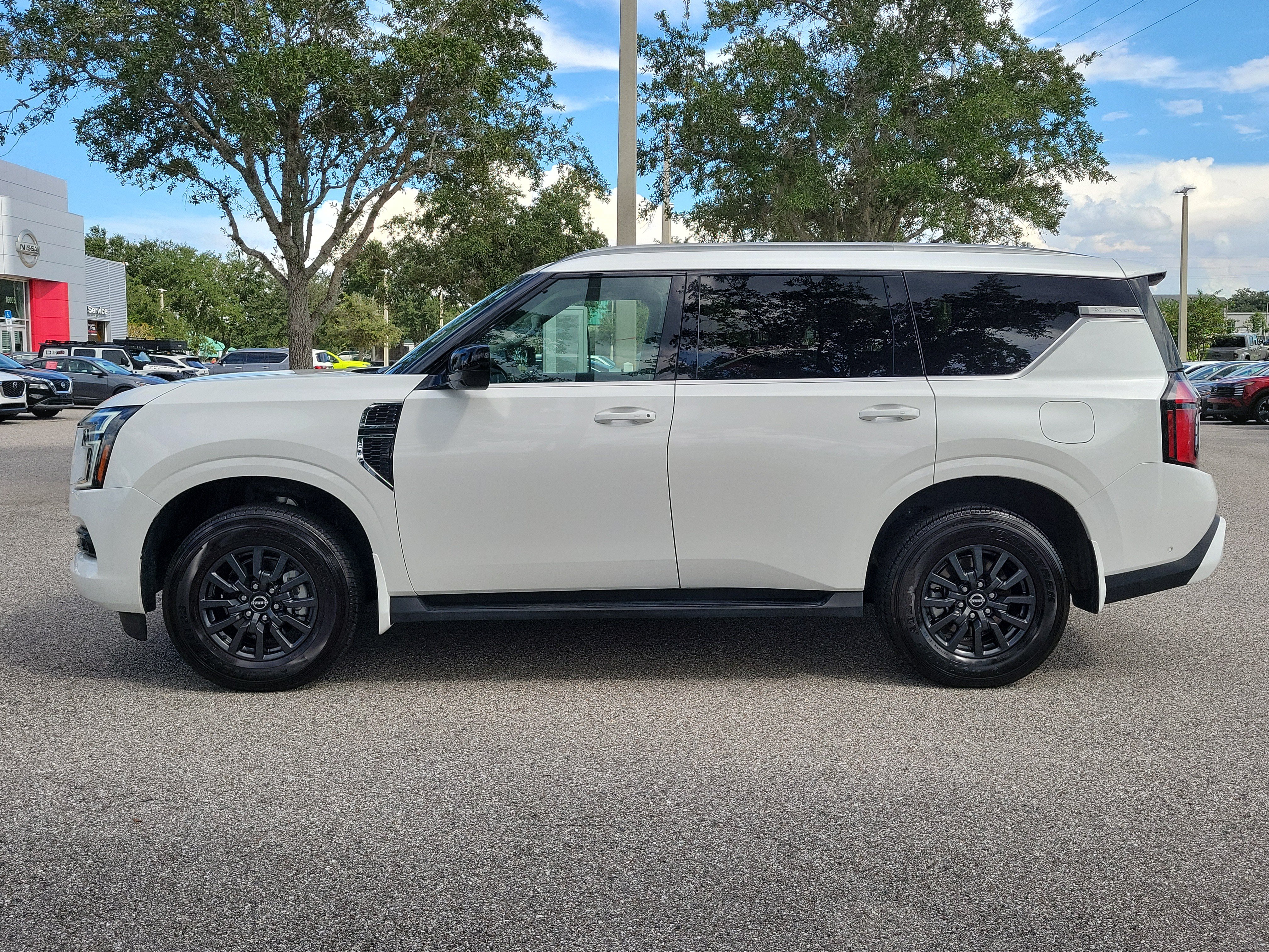 Certified 2026 Nissan Armada SV RWD image 9