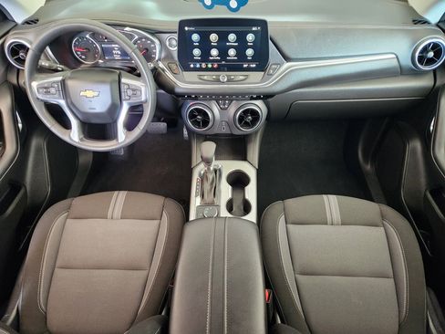 Used 2025 Chevrolet Blazer LT FWD image 28