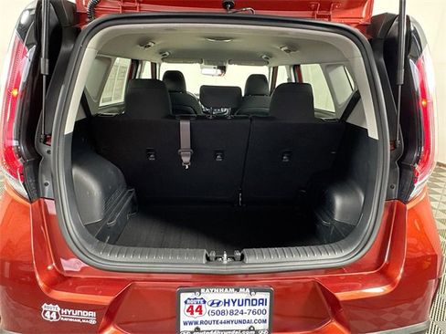 Used 2023 Kia Soul LX image 25