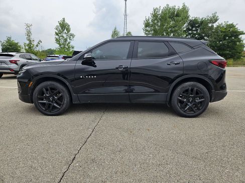 Used 2023 Chevrolet Blazer LT w/ Sound & Technology Package FWD image 4