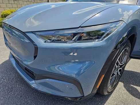 Used 2024 Ford Mustang Mach-E Premium AWD/4WD image 35