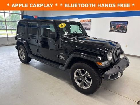 Used 2018 Jeep Wrangler Unlimited Sahara image 4