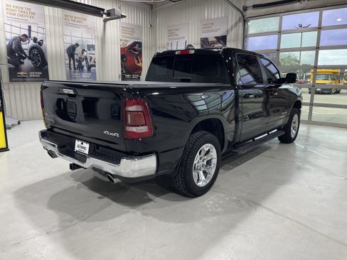Used 2019 RAM 1500 Big Horn AWD/4WD image 8