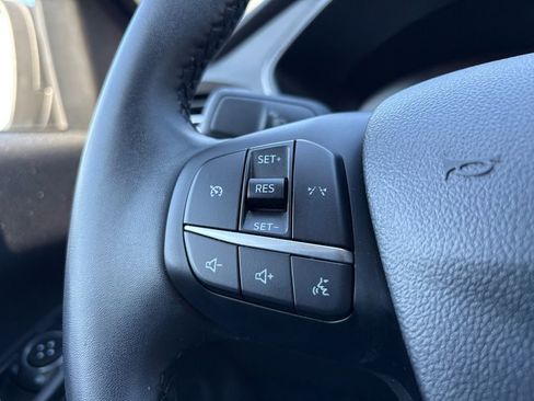 Used 2023 Ford Escape Active image 16