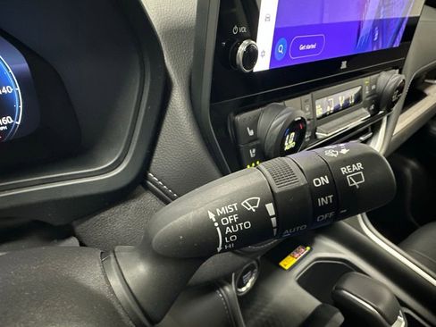 Used 2025 Toyota Grand Highlander AWD image 22