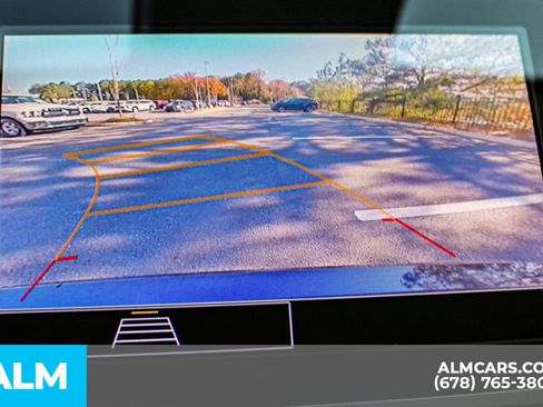 Used 2023 Chevrolet Malibu LT image 33