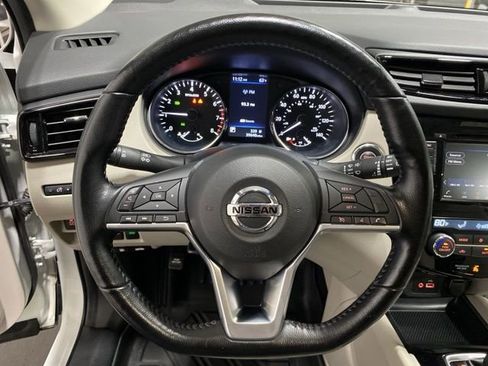 Certified 2022 Nissan Rogue Sport SV image 13