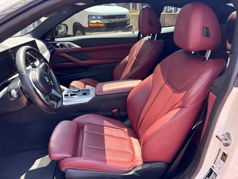 Used 2024 BMW 430i Coupe w/ M Sport Package RWD image 10