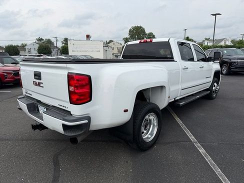 Used 2019 GMC Sierra 3500 Denali w/ Duramax Plus Package AWD/4WD image 10