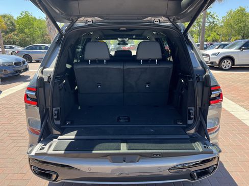 Used 2023 BMW X7 xDrive40i w/ Executive Package AWD/4WD image 33