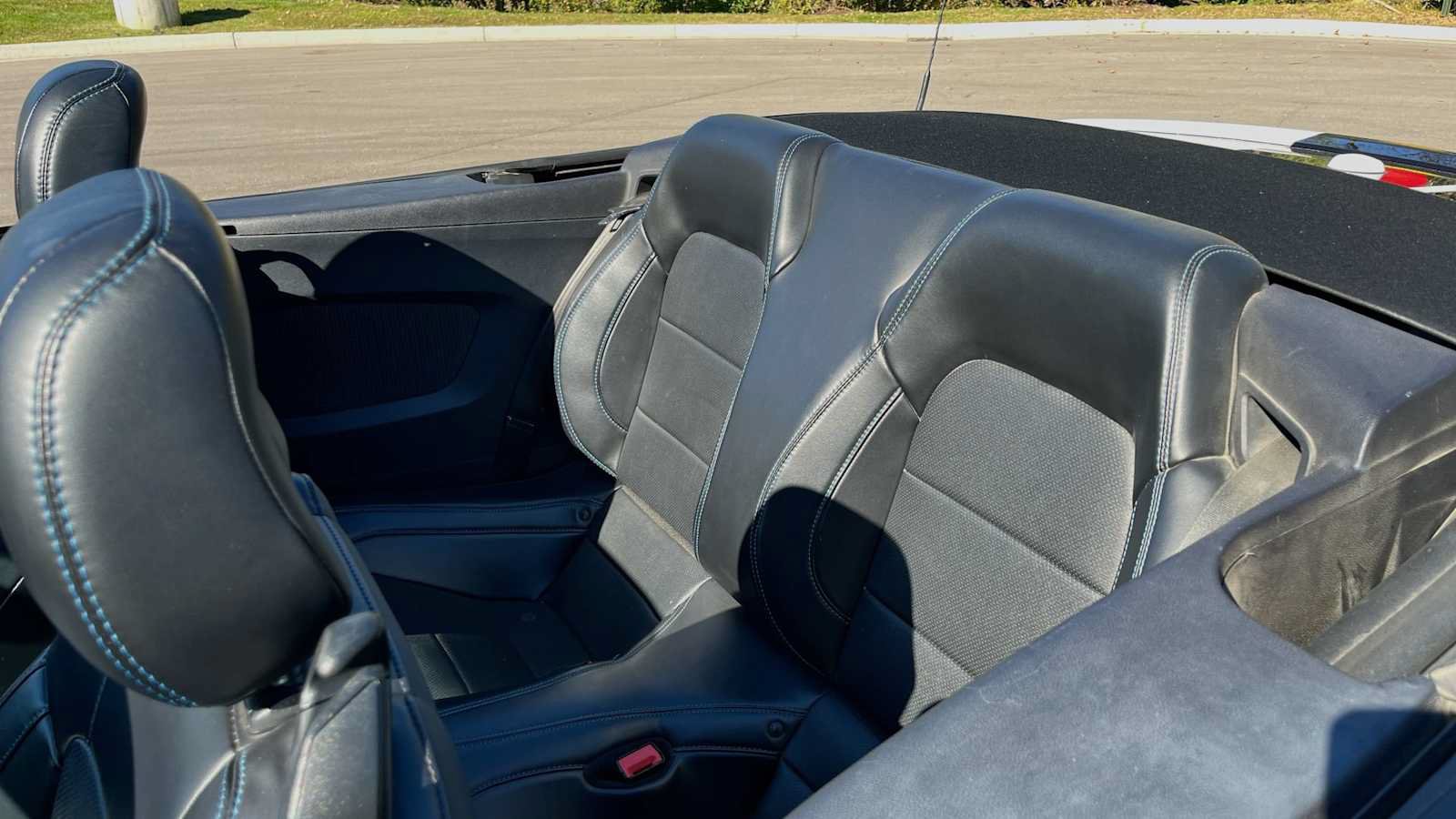 Used 2019 Ford Mustang GT Premium w/ Equipment Group 401A RWD image 33