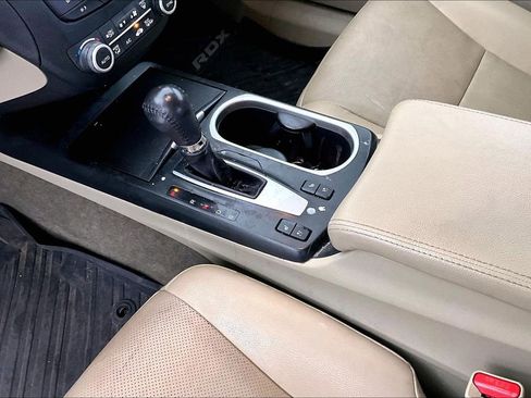 Used 2018 Acura RDX AWD w/ Advance Package image 16