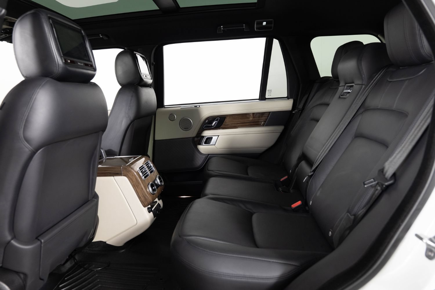 Used 2019 Land Rover Range Rover Long Wheelbase Supercharged AWD/4WD image 18