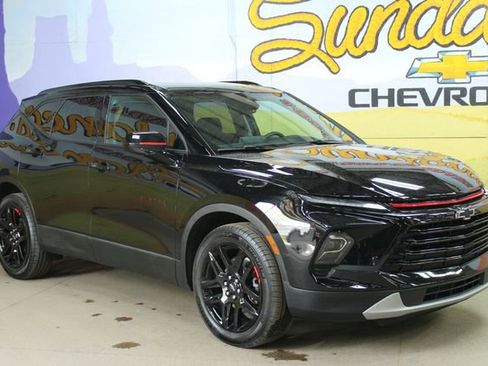 Used 2023 Chevrolet Blazer LT w/ Convenience Package AWD/4WD image 4