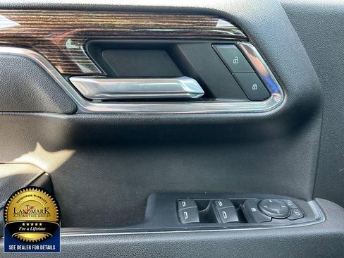 Used 2023 GMC Sierra 1500 Elevation w/ LPO, Elevation Black Package image 8