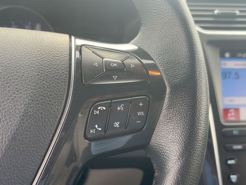 Used 2019 Ford Explorer Limited image 18