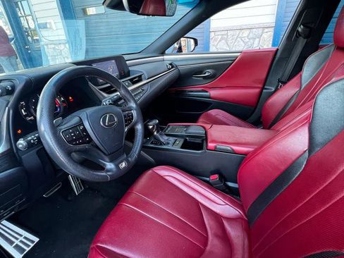 Used 2019 Lexus ES 350 F Sport w/ Accessory Package 2 FWD image 11