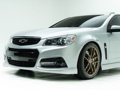 Used 2015 Chevrolet SS image 10