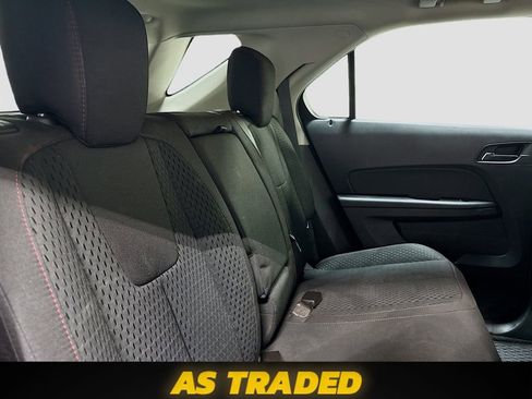 Used 2015 Chevrolet Equinox LS FWD image 23