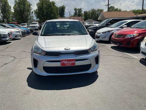 Used 2018 Kia Rio LX w/ LX Convenience Package FWD image 3