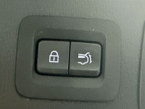 Used 2025 MAZDA CX-90 3.3 Turbo w/ Preferred Package image 33