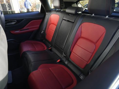 Used 2017 Jaguar F-PACE R-Sport image 26